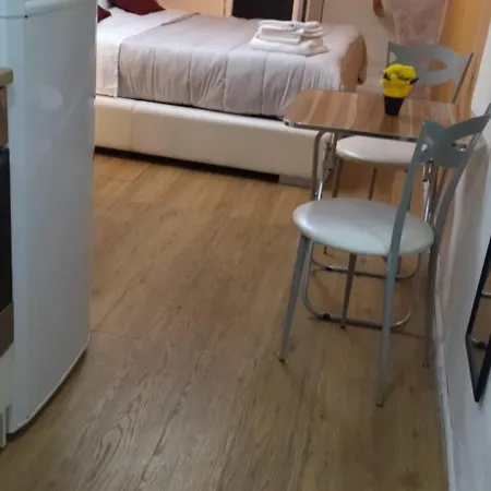 Bed & Breakfast Arch House